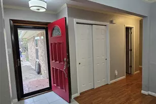 2822 Oak Forest Dr, Grapevine, TX 76051 - Photo 10