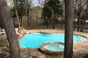 9309 Nottingham Ct, Rowlett, TX 75088 - Photo 2