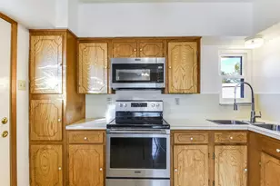 1105 Fairdale St, Irving, TX 75062 - Photo 14