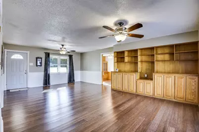 1105 Fairdale Street, Irving, TX 75062 - Photo 8