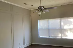 905 Aspen Dr, DeSoto, TX 75115 - Photo 4