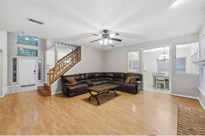 924 Rio Vista Lane, Arlington, TX 76017 - Photo 2