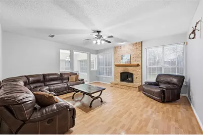 924 Rio Vista Lane, Arlington, TX 76017 - Photo 8