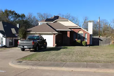 806 Clover Hill Lane, Cedar Hill, TX 75104 - Photo 4