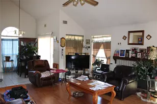 806 Clover Hill Ln, Cedar Hill, TX 75104 - Photo 8