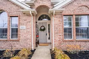 305 Sandy Ln, Royse City, TX 75189 - Photo 2