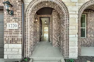 1220 Arrowwood Dr, Aubrey, TX 76227 - Photo 6