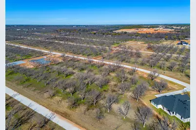 1437 Cirrus Loop, Granbury, TX 76049 - Photo 8