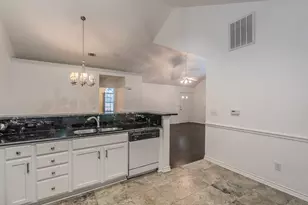 803 Cara Ln, Arlington, TX 76012 - Photo 14