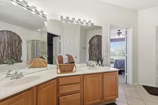 2812 Tranquilo Dr, Grand Prairie, TX 75054 - Photo 18