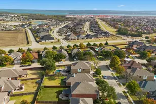 2812 Tranquilo Dr, Grand Prairie, TX 75054 - Photo 38