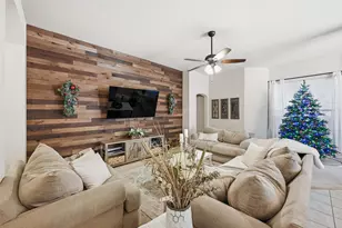 5633 Broken Gap Dr, Fort Worth, TX 76179 - Photo 8