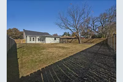 2121 Park Street, Greenville, TX 75401 - Photo 24