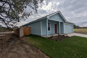 619 Fisher Ave, Princeton, TX 75407 - Photo 2