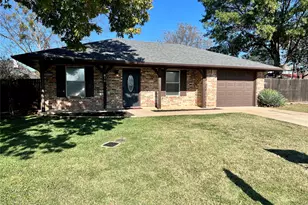 816 Vernon Ct, Sanger, TX 76266 - Photo 1