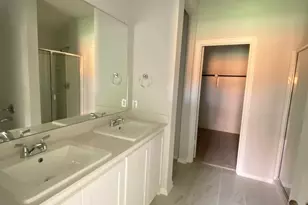 528 Meadow Run Dr, Van Alstyne, TX 75495 - Photo 10