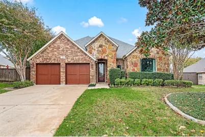 1808 Lakes Edge Boulevard, Mansfield, TX 76063 - Photo 1