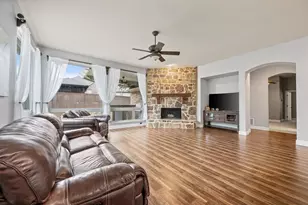 1808 Lakes Edge Blvd, Mansfield, TX 76063 - Photo 14