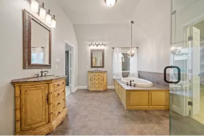 1808 Lakes Edge Boulevard, Mansfield, TX 76063 - Photo 24