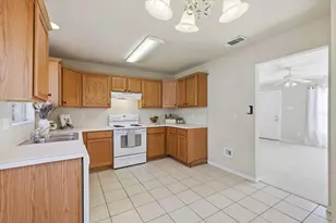 1709 Red Oak Ct, Denton, TX 76209 - Photo 12