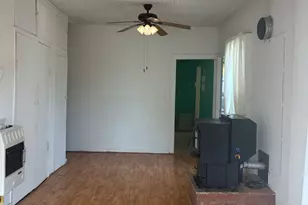 111 Lamar St, Graham, TX 76450 - Photo 4