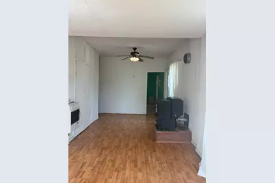 111 Lamar Street, Graham, TX 76450 - Photo 6