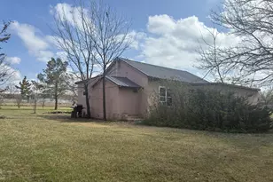 111 Lamar St, Graham, TX 76450 - Photo 20
