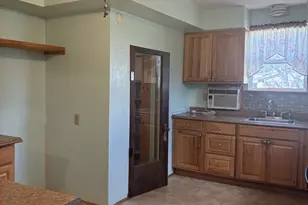 111 Lamar St, Graham, TX 76450 - Photo 8