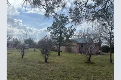 111 Lamar Street, Graham, TX 76450 - Photo 16