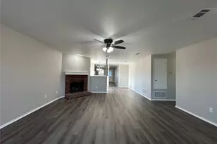 5752 Talons Crest Cir, Fort Worth, TX 76179 - Photo 10