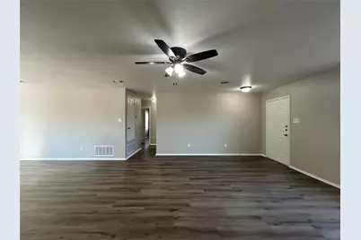 5752 Talons Crest Circle, Fort Worth, TX 76179 - Photo 14