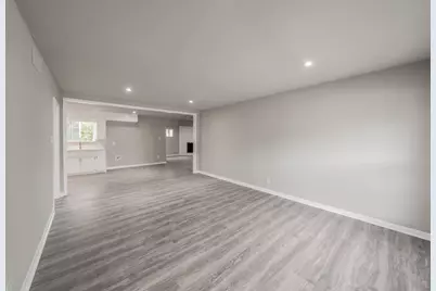 1424 Stafford Drive, Fort Worth, TX 76134 - Photo 4