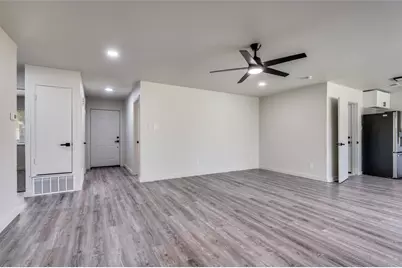 1820 Emerald Drive, Irving, TX 75060 - Photo 4