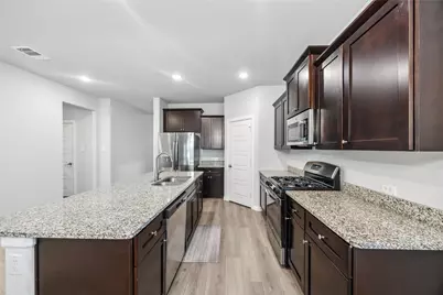 5649 Southern Fern Road, Garland, TX 75043 - Photo 8