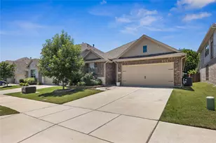 5649 Southern Fern Rd, Garland, TX 75043 - Photo 2