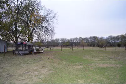 13265 Fm 1385, Pilot Point, TX 76258 - Photo 22