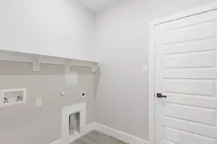 2411 Mercedes, Granbury, TX 76048 - Photo 18