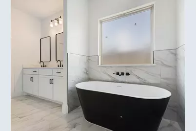 2411 Mercedes, Granbury, TX 76048 - Photo 14