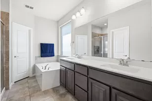 9256 Silver Dollar Dr, Fort Worth, TX 76131 - Photo 14