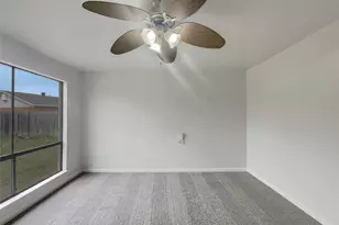 4702 Dee Ct, Fort Worth, TX 76135 - Photo 8