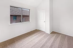 2206 Blue Bayou Dr, Dallas, TX 75253 - Photo 12