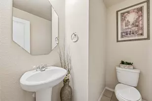 2020 Glen Hollow Dr, Lancaster, TX 75134 - Photo 24