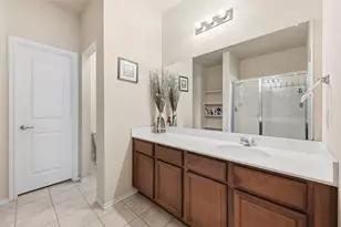 2020 Glen Hollow Dr, Lancaster, TX 75134 - Photo 18