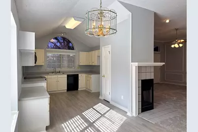 6202 Sandstone Drive, Arlington, TX 76001 - Photo 14