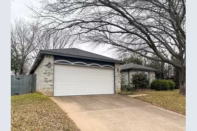 6202 Sandstone Drive, Arlington, TX 76001 - Photo 4