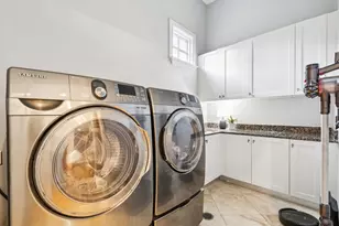 409 E 7th St, Fort Worth, TX 76102 - Photo 26