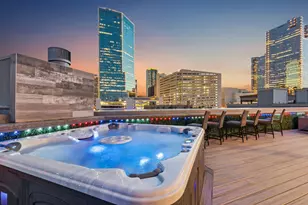 409 E 7th St, Fort Worth, TX 76102 - Photo 6