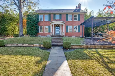 3916 Stonebridge Drive, Dallas, TX 75204 - Photo 2