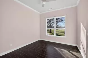 306 Garden Ct, Springtown, TX 76082 - Photo 28