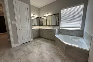 12264 Blackburn Wy, Farmers Branch, TX 75234 - Photo 14